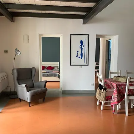 Palazzo Sambuca - & * Palermo