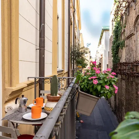 Palazzo Sambuca - & * Palermo